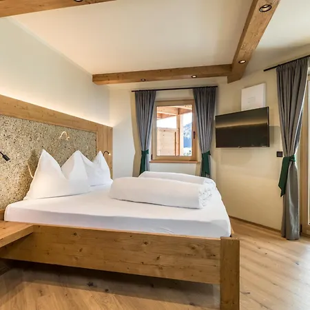 Aparthotel Riega Sexten