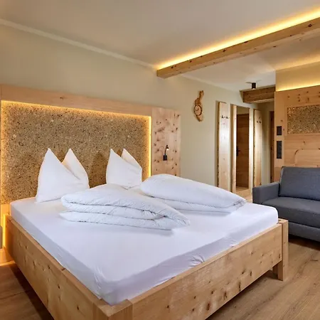 Riega Aparthotel 5*